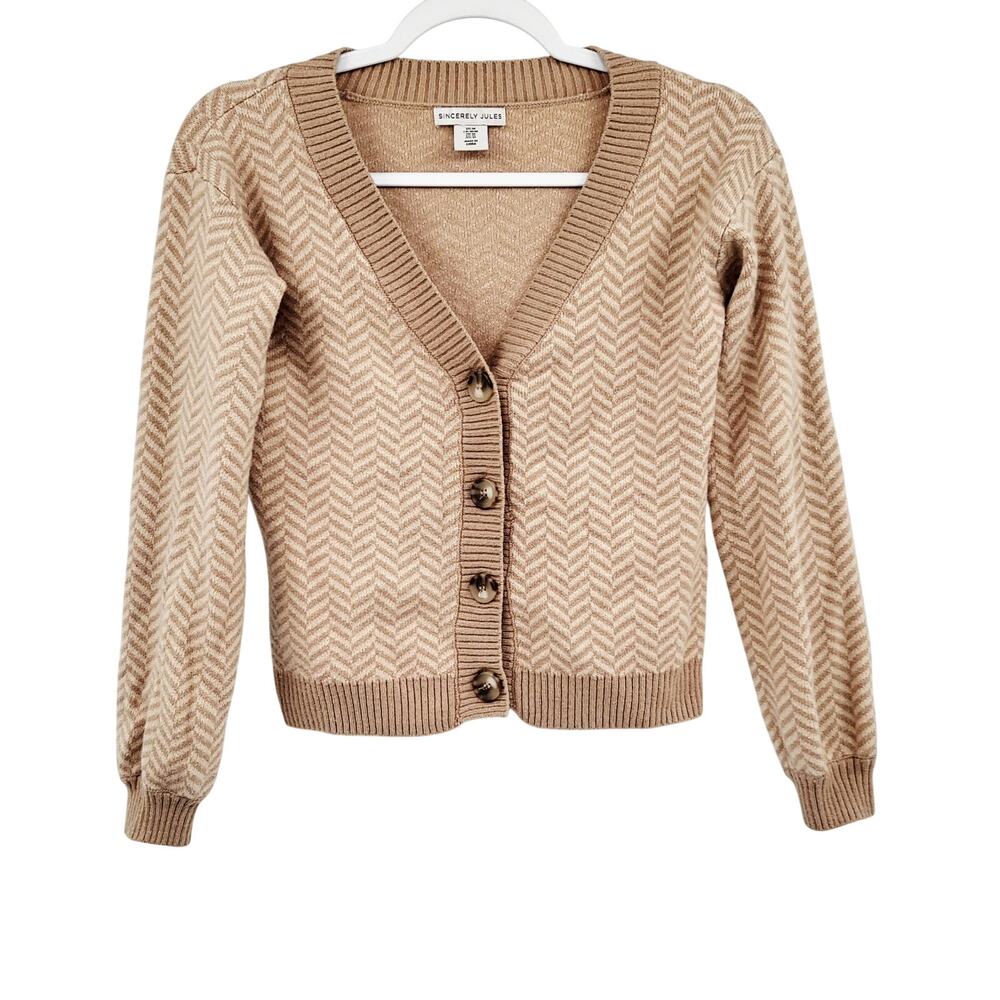 Sincerely Jules Tan and Cream Chevron Pattern Knit Cropped Cardigan Women's M